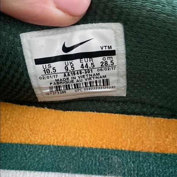 Rare Green Bay Packers Nike Free Green and Yellow Men's Shoes - Picture 6 of 10